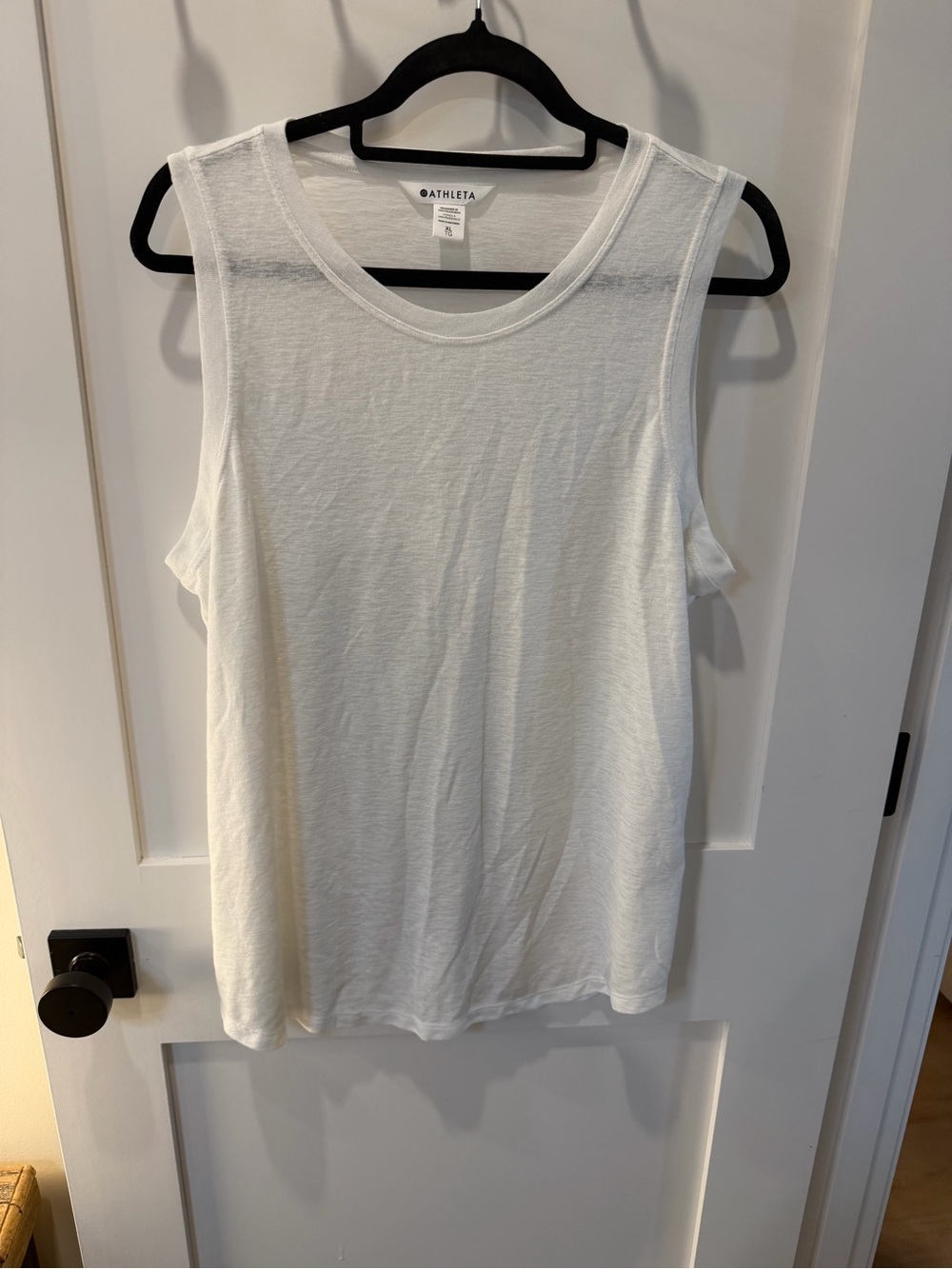 Athleta White Sleeveless Crewneck Tank